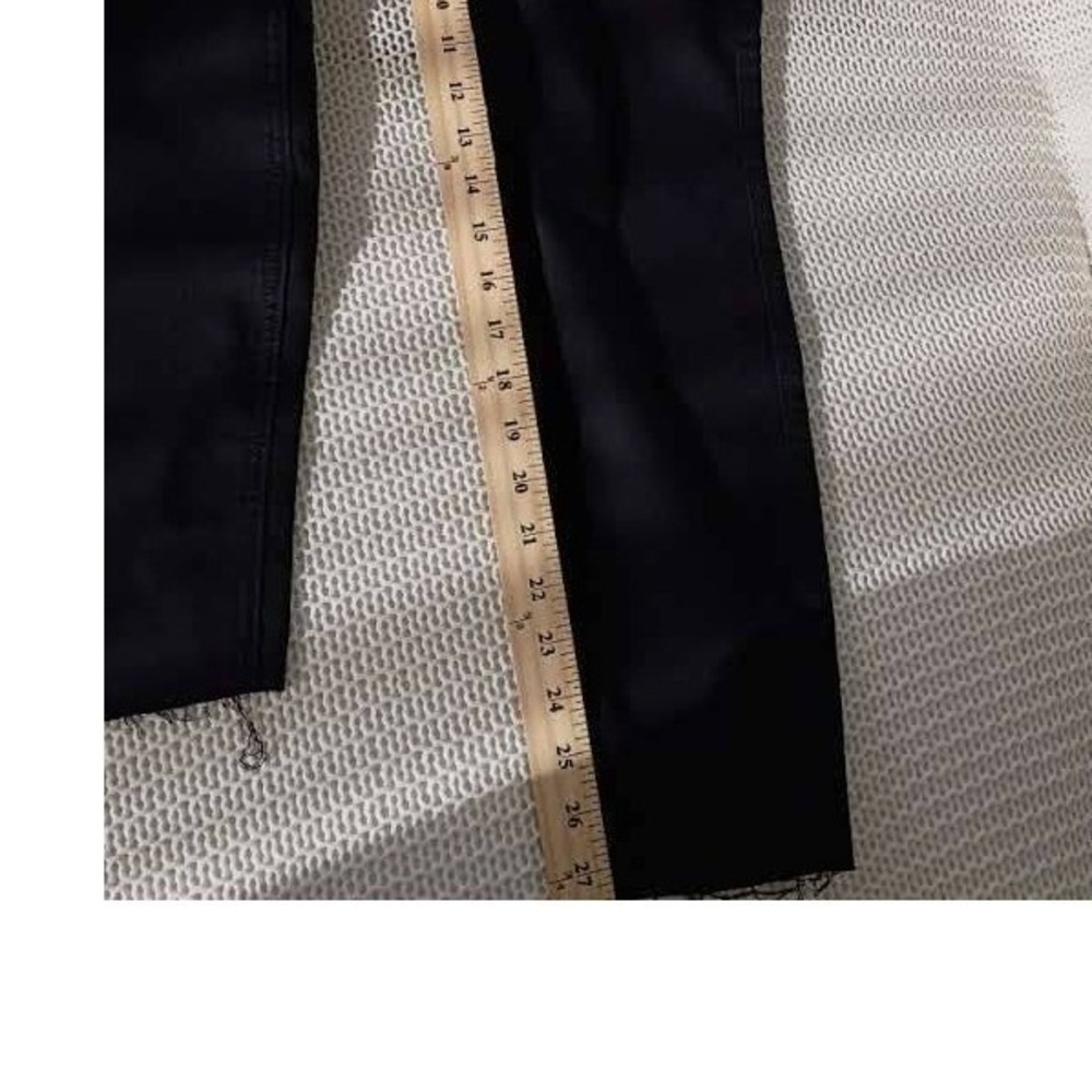 7 For All Mankind Blair NWOT Black Skinny Jeans Raw Hem Stretch Denim 28x28 $198 - Picture 7 of 9